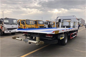 措美汽车救援补胎